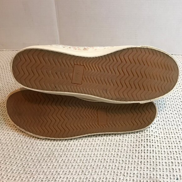 TOMS CAMARILLO HIGH TOP SNEAKERS FLORAL CANVAS WOMENS SIZE 11 - Picture 7 of 10